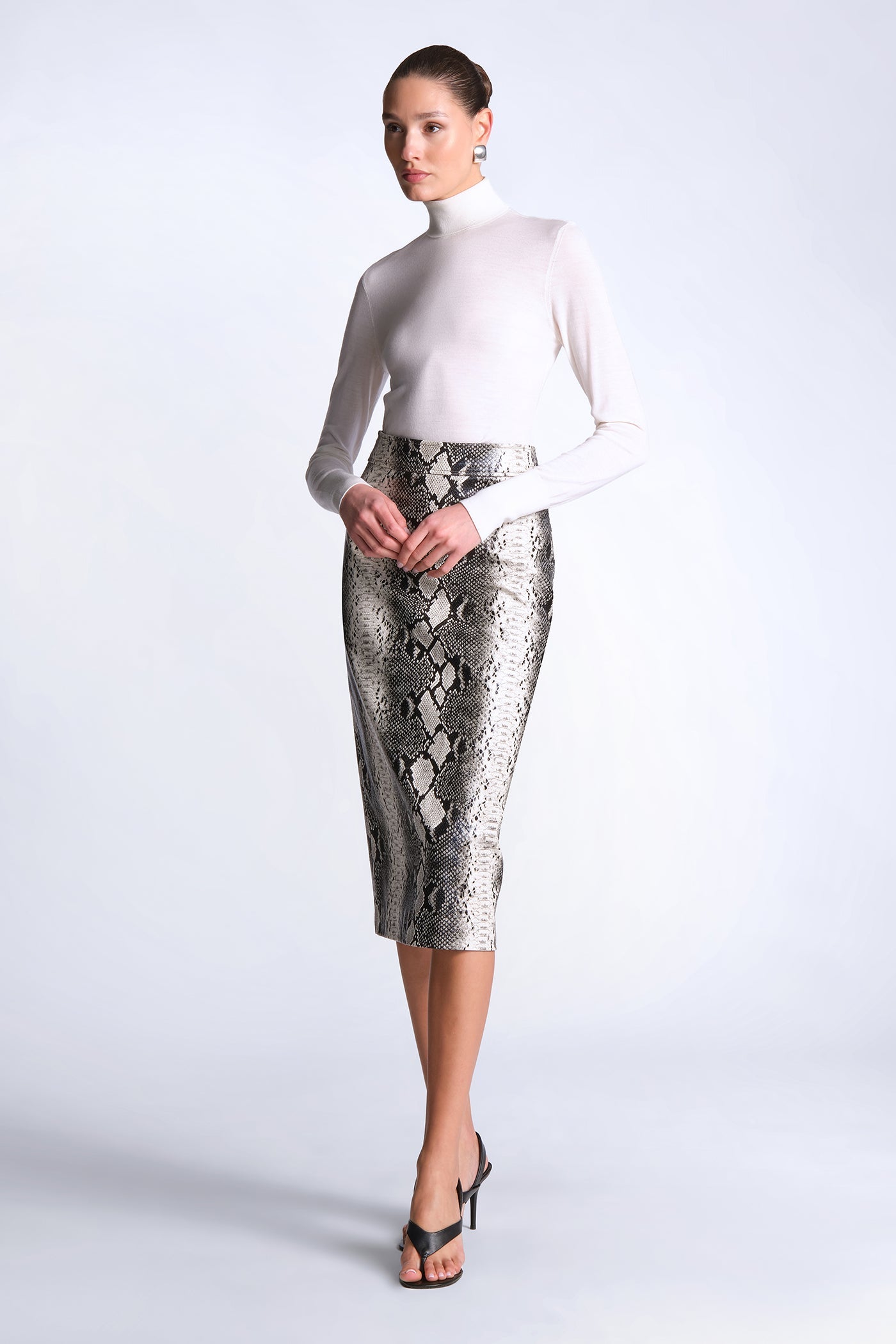 BCBGMAXAZRIA Ivy Turtleneck Gardenia