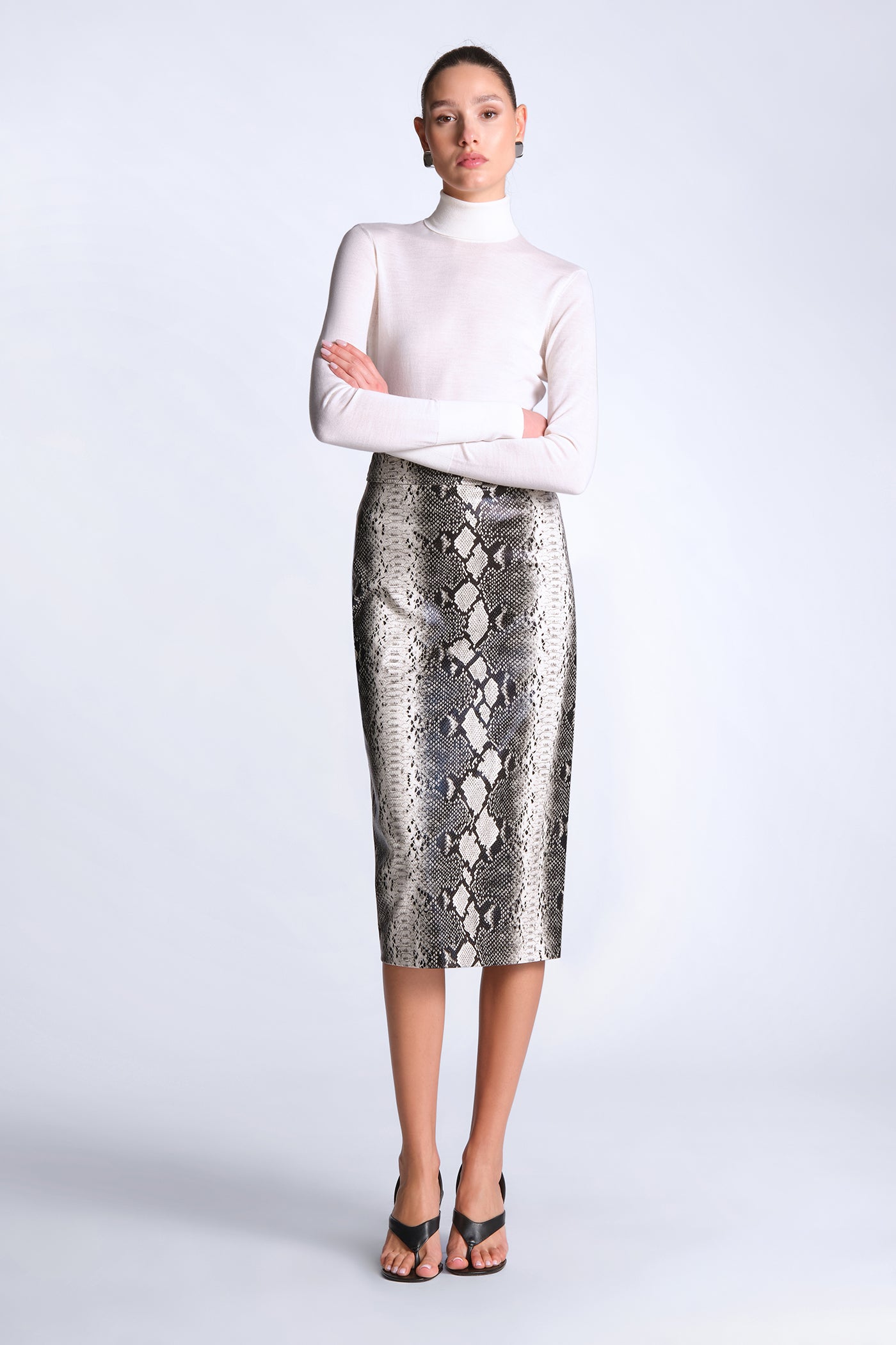 BCBGMAXAZRIA Ivy Turtleneck Gardenia