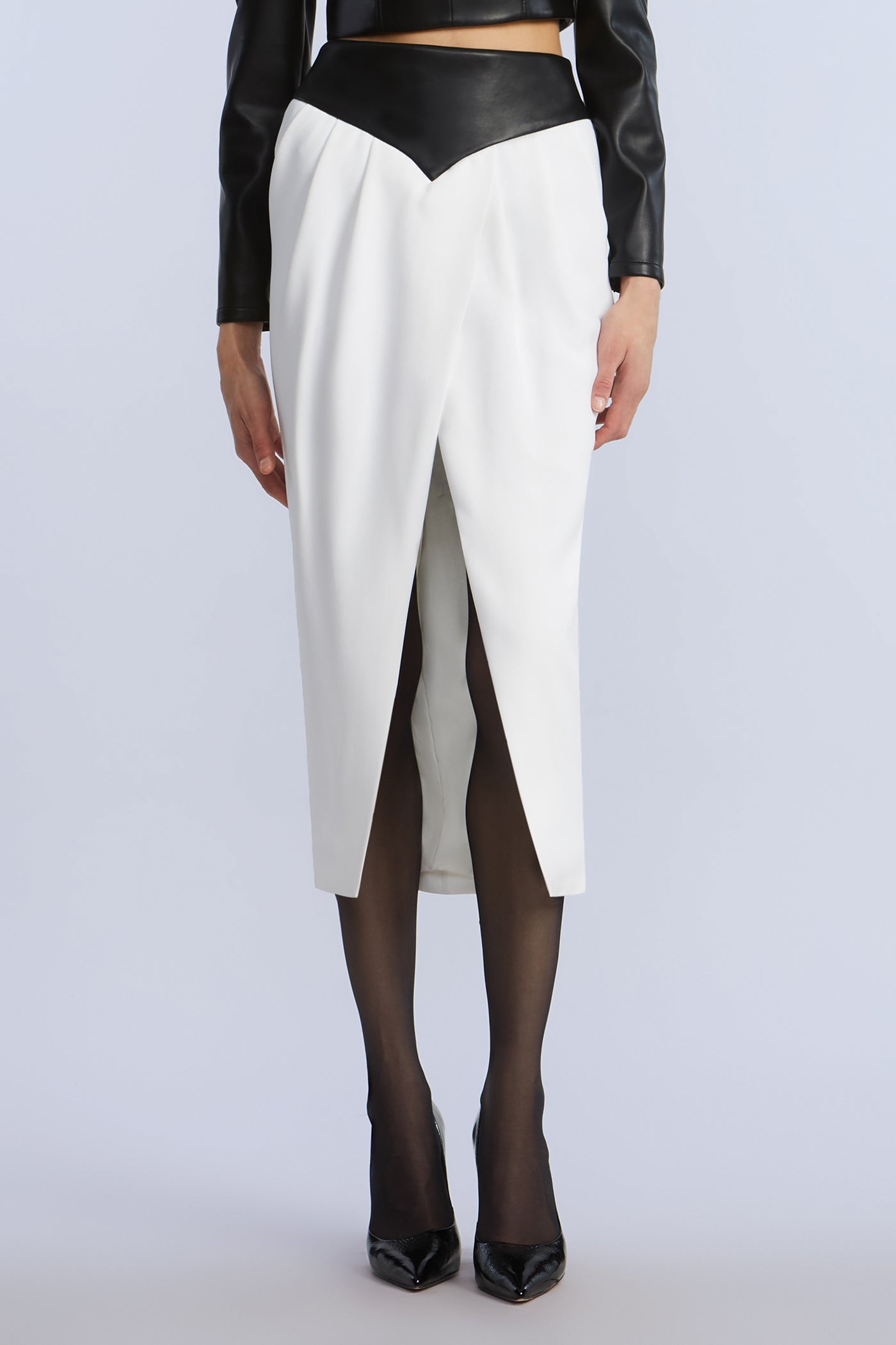 BCBGMAXAZRIA Leather Crepe Skirt Black/White