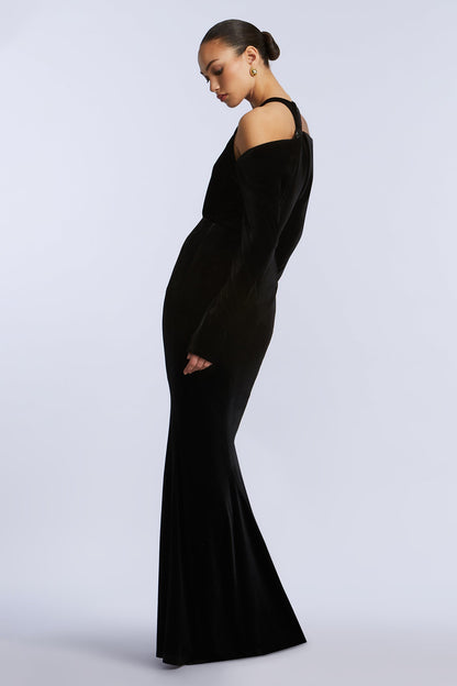 BCBGMAXAZRIA Long Sleeve Halter Velvet Gown Black